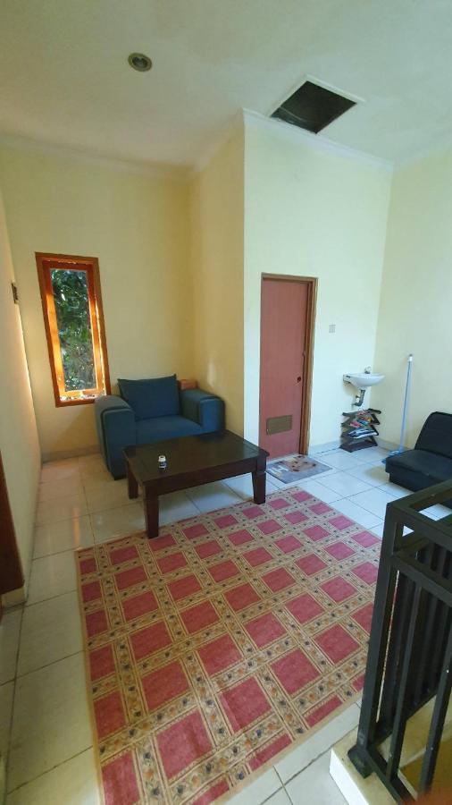 Villa House In Bekasi Timur Exterior foto