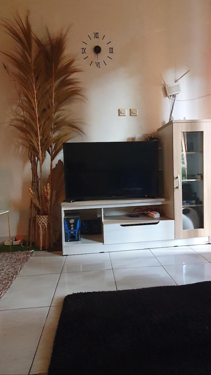Villa House In Bekasi Timur Exterior foto